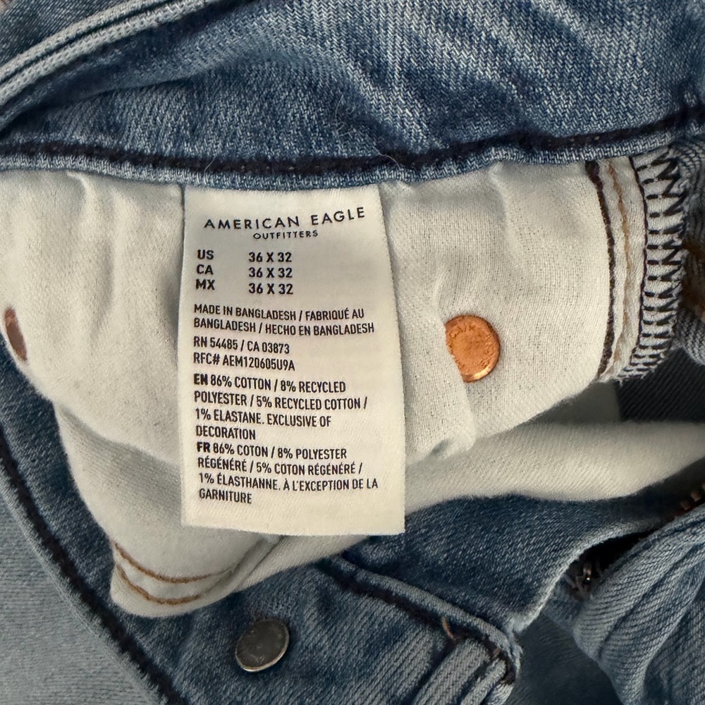 Men’s American Eagle Light Wash Original Straight Jeans - Picture 5 of 8